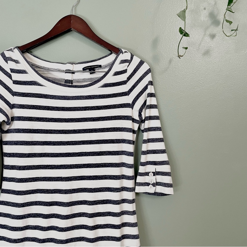 • navy striped long sleeved dress with cute buttons •